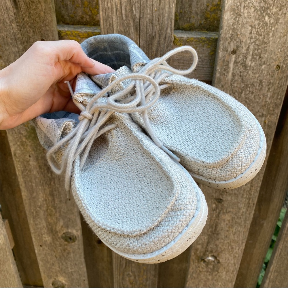 Hey Dude Wally Shoes – Light Beige - Picture 2 of 6
